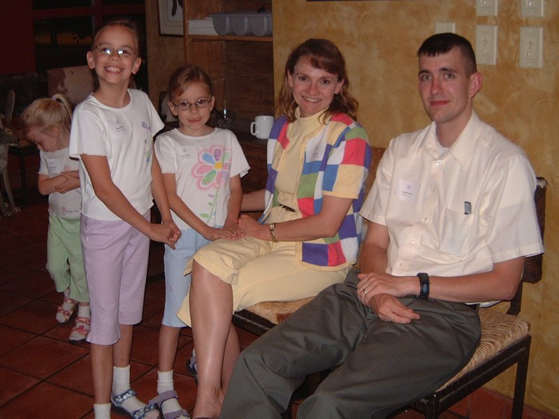 2004/06(June)/01(NM-Weekend)/01(Grooms-Dinner)/800x600_2004-06-11 22-16-32.JPG